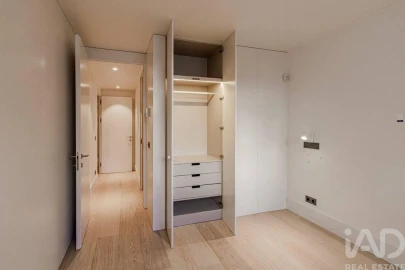 Apartamento T2 para Venda em Santa Maria Maior