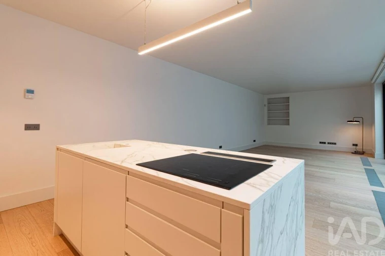 Apartamento T2 para Venda em Santa Maria Maior Foto 4