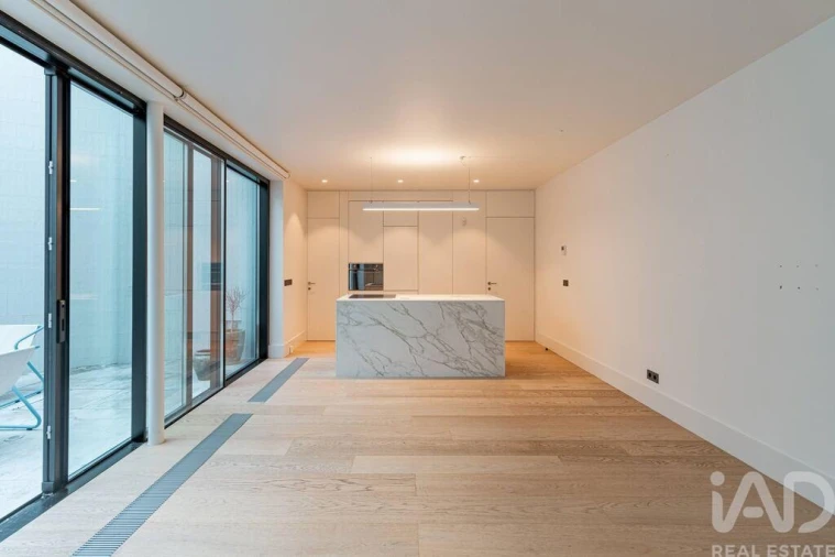 Apartamento T2 para Venda em Santa Maria Maior Foto 5