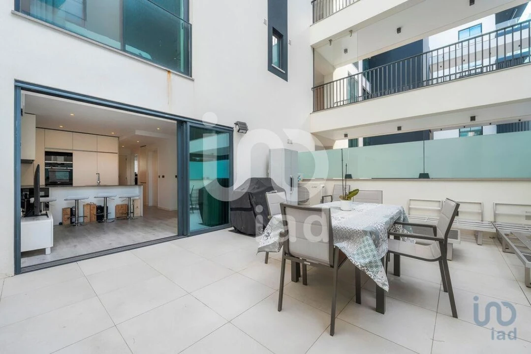 Apartamento T2 para Venda em Quarteira Foto 10