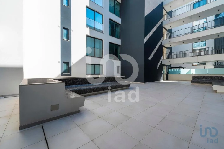 Apartamento T2 para Venda em Quarteira Foto 14
