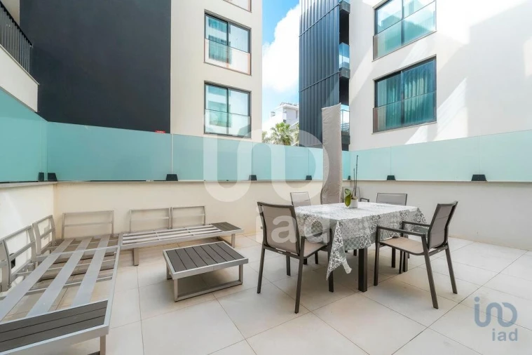 Apartamento T2 para Venda em Quarteira Foto 11