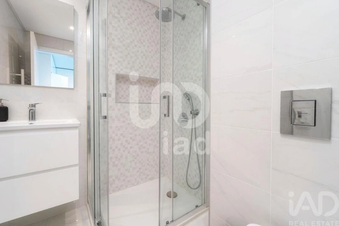 Apartamento T2 para Venda em Quarteira Foto 16