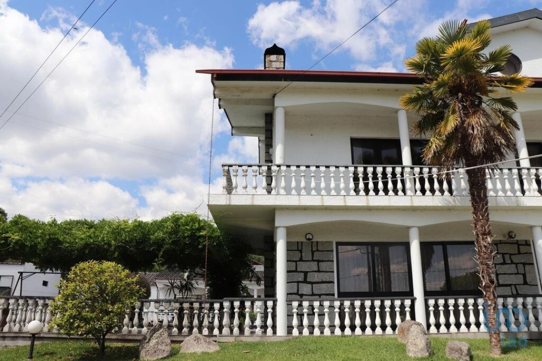 Moradia T7 para Venda em Adoufe e Vilarinho de Samardã Foto 2