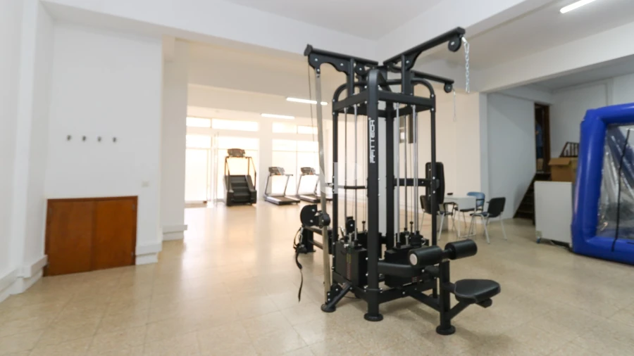 Negócio para Venda em Quarteira Foto 4