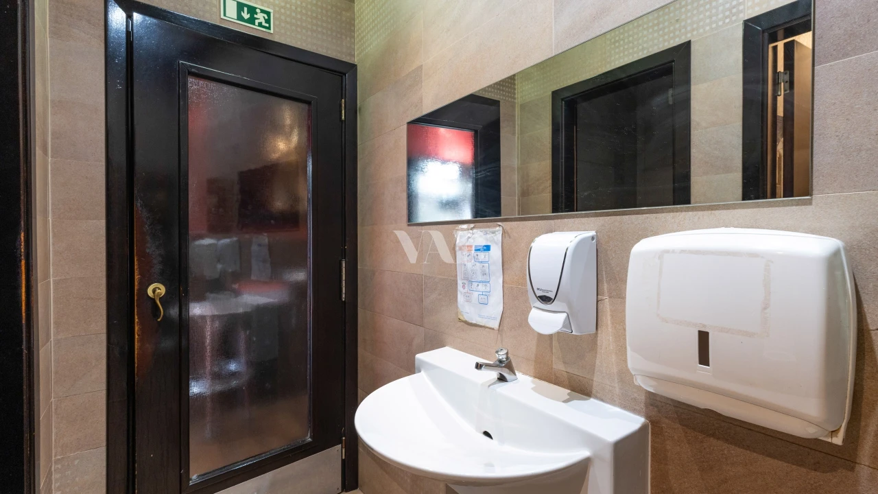 Negócio para Venda em Quarteira Foto 21