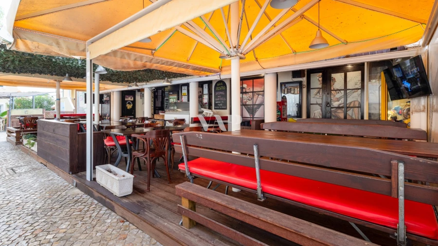 Negócio para Venda em Quarteira Foto 6