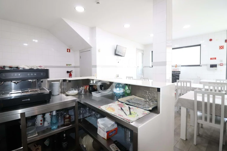 Negócio para Venda em Vila Nova de Anços Foto 6