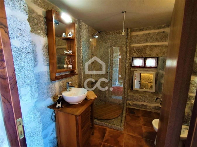 Moradia T3 para Venda em Ribeiros Foto 17