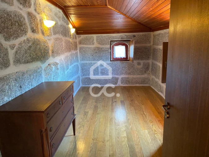 Moradia T3 para Venda em Ribeiros Foto 16