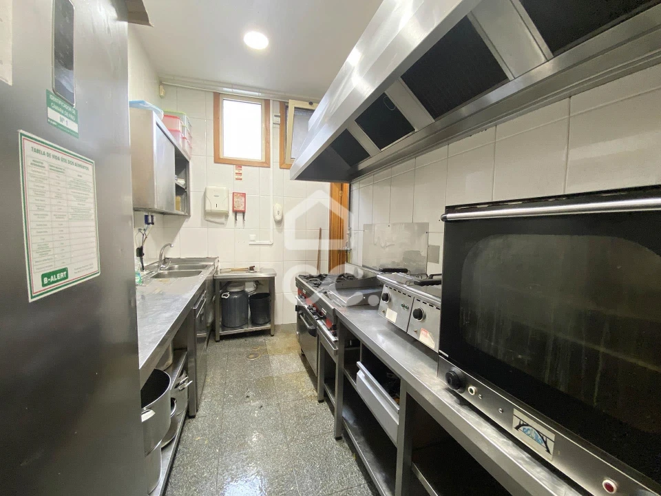 Negócio para Venda em Ramalde Foto 4