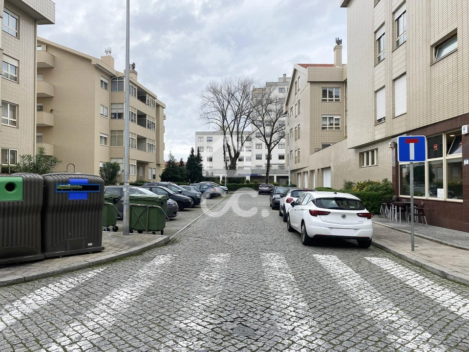 Negócio para Venda em Ramalde Foto 19