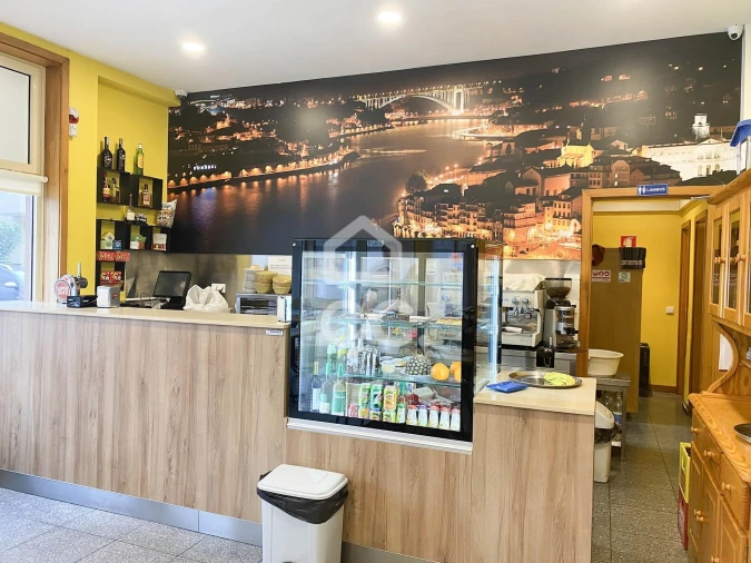 Negócio para Venda em Ramalde Foto 2