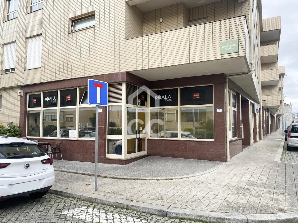 Negócio para Venda em Ramalde Foto 24