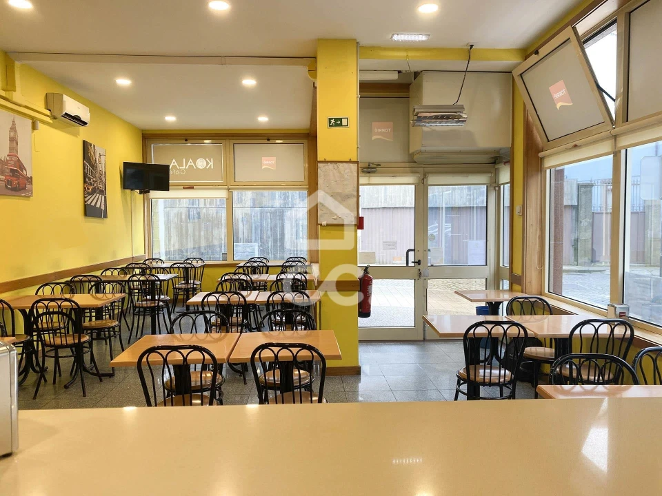 Negócio para Venda em Ramalde Foto 17