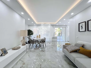 Apartamento T2 para Venda em Lagos (São Sebastião e Santa Maria)