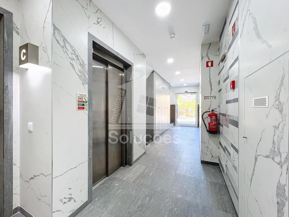 Apartamento T2 para Venda em Lagos (São Sebastião e Santa Maria) Foto 7