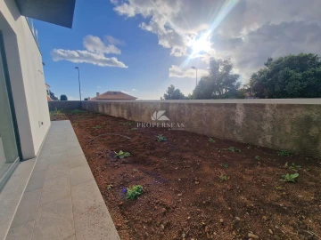 Moradia T3 para Venda em São Roque
