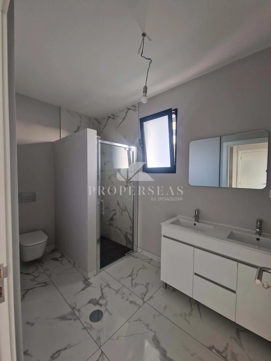 Moradia T3 para Venda em São Roque Foto 15