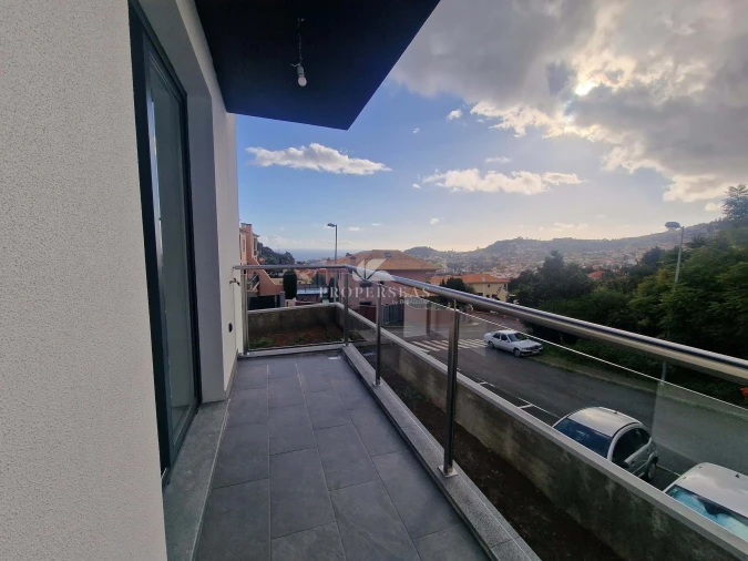 Moradia T3 para Venda em São Roque Foto 10