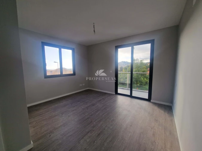 Moradia T3 para Venda em São Roque Foto 12
