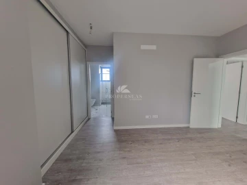 Moradia T3 para Venda em São Roque
