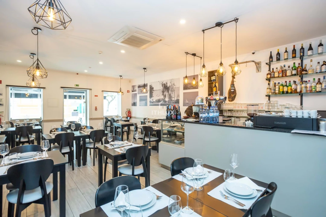 Negócio para Venda em Gaio-Rosário e Sarilhos Pequenos Foto 7