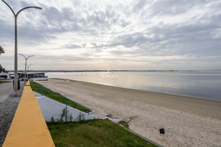 Negócio para Venda em Gaio-Rosário e Sarilhos Pequenos Foto 30