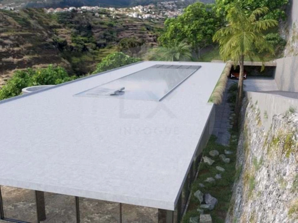 Moradia T3 para Venda em Arco da Calheta Foto 10