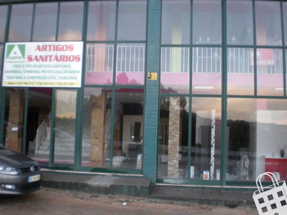 Negócio para Venda em Cernadelo e Lousada (São Miguel e Santa Margarida) Foto 2