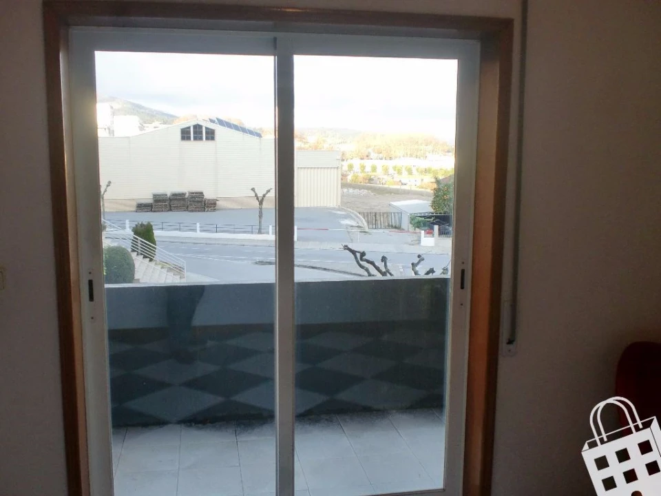 Negócio para Venda em Silvares, Pias, Nogueira e Alvarenga Foto 2