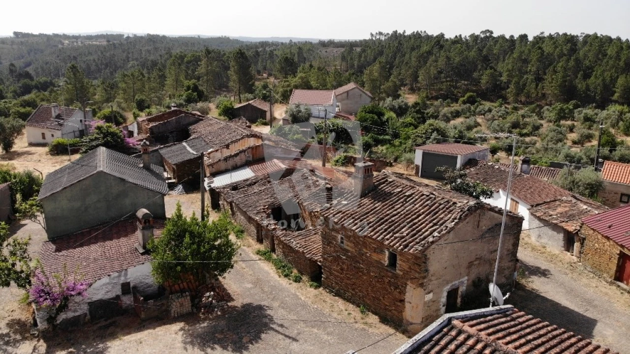Terreno para Venda em Santo Andre das Tojeiras Foto 4