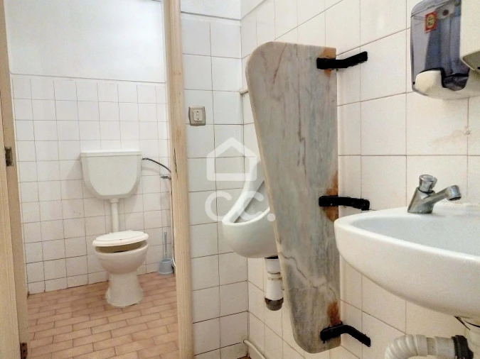 Negócio para Venda em Santa Maria Maior Foto 17