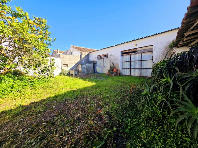 Moradia T3 para Venda em Amoreira Foto 4