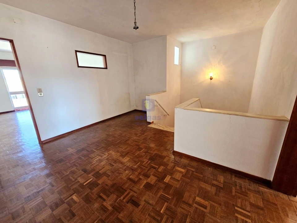 Moradia T3 para Venda em Amoreira Foto 46