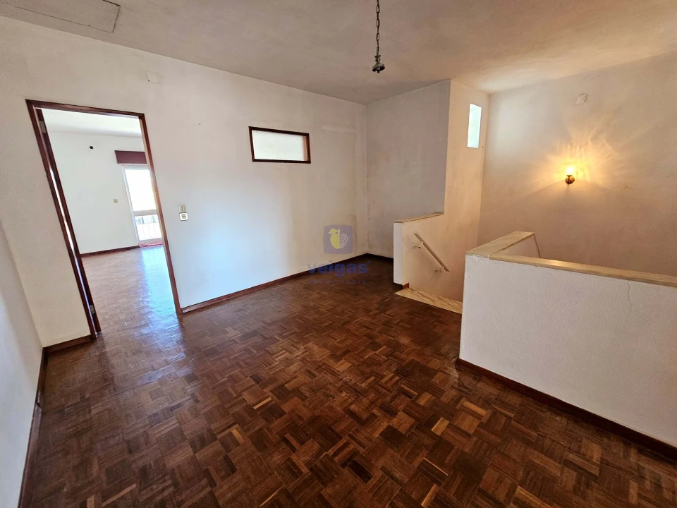 Moradia T3 para Venda em Amoreira Foto 47