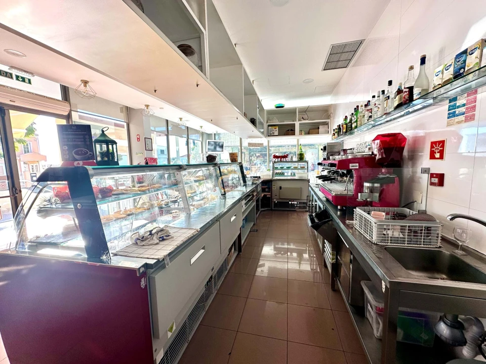 Negócio para Venda em Ferreiras Foto 4