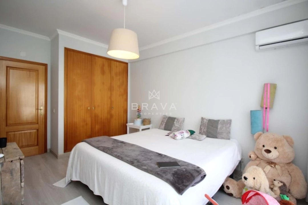 Apartamento T2 para Venda em Silves Foto 36