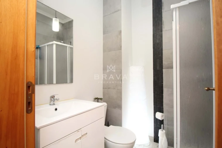Apartamento T2 para Venda em Silves Foto 31
