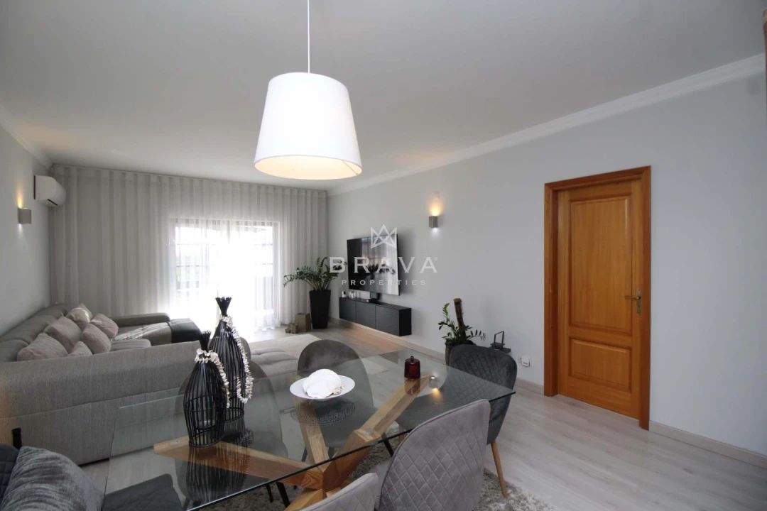 Apartamento T2 para Venda em Silves Foto 7