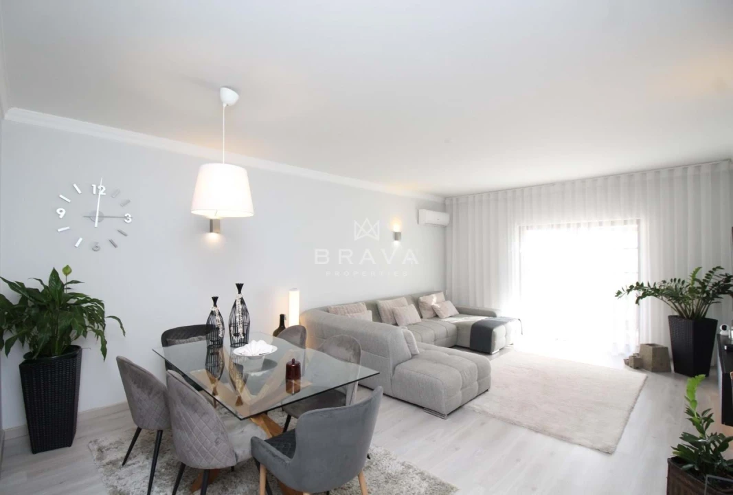 Apartamento T2 para Venda em Silves Foto 6