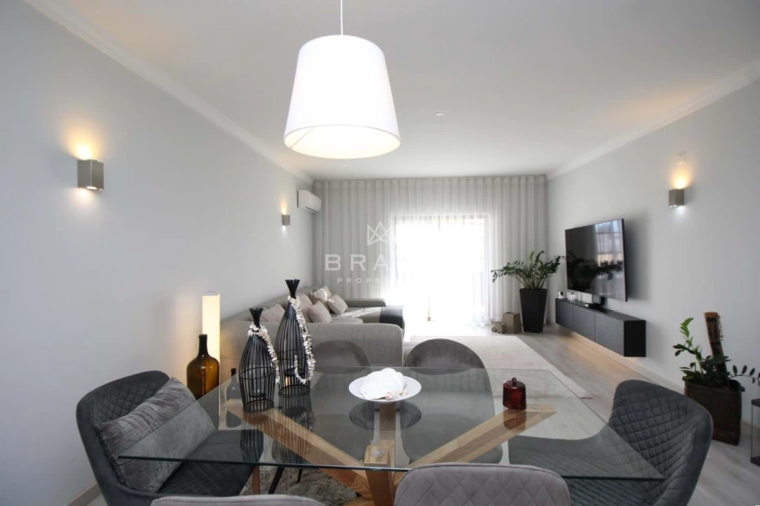 Apartamento T2 para Venda em Silves Foto 8