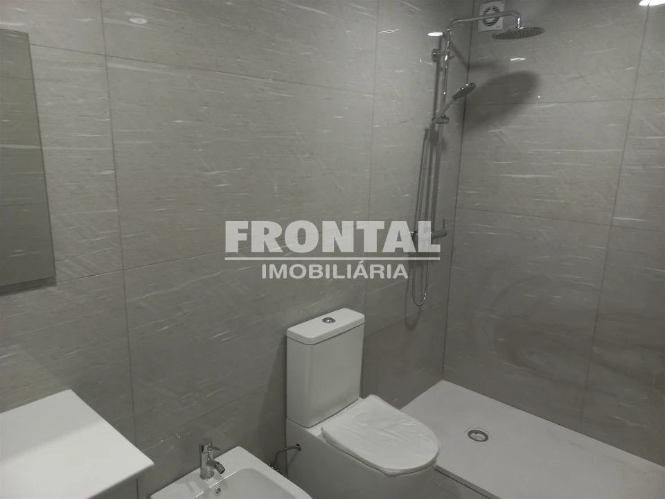 Apartamento T0 para Venda em Mirandela Foto 6