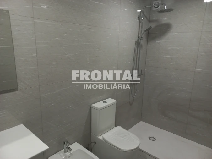 Apartamento T0 para Venda em Mirandela Foto 6