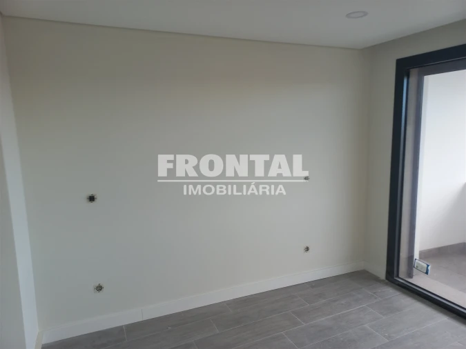 Apartamento T0 para Venda em Mirandela Foto 7