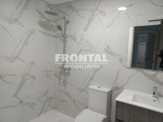 Apartamento T0 para Venda em Mirandela Foto 5