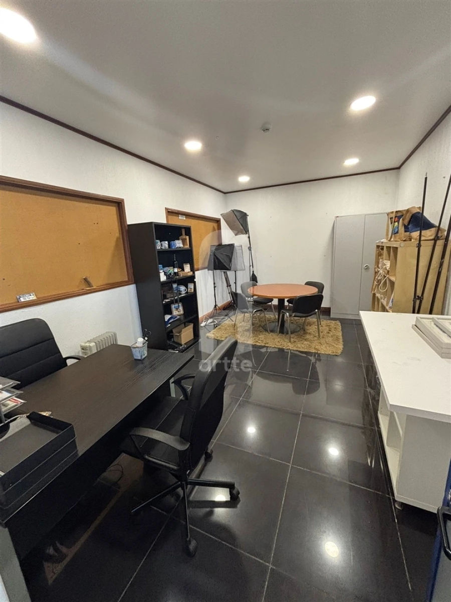 Escritório para Arrendamento em Alto do Seixalinho, Santo André e Verderena