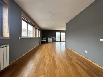 Apartamento T4 para Venda em Matosinhos e Leça da Palmeira