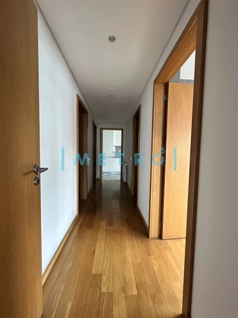 Apartamento T4 para Venda em Matosinhos e Leça da Palmeira