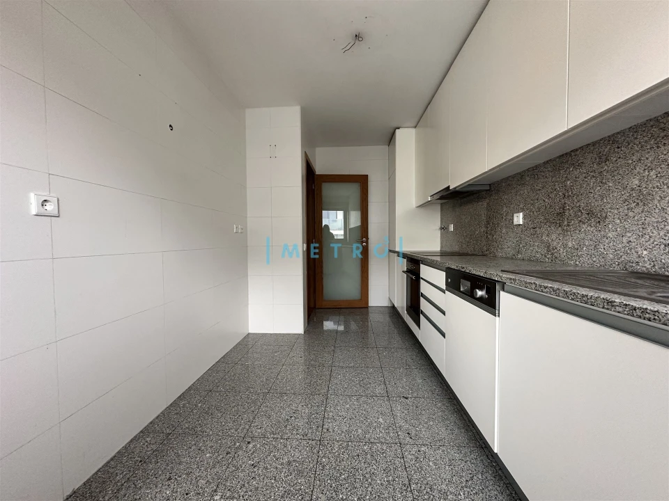 Apartamento T4 para Venda em Matosinhos e Leça da Palmeira Foto 10